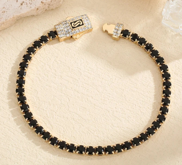 Pulsera cuadrada estilo Mónaco